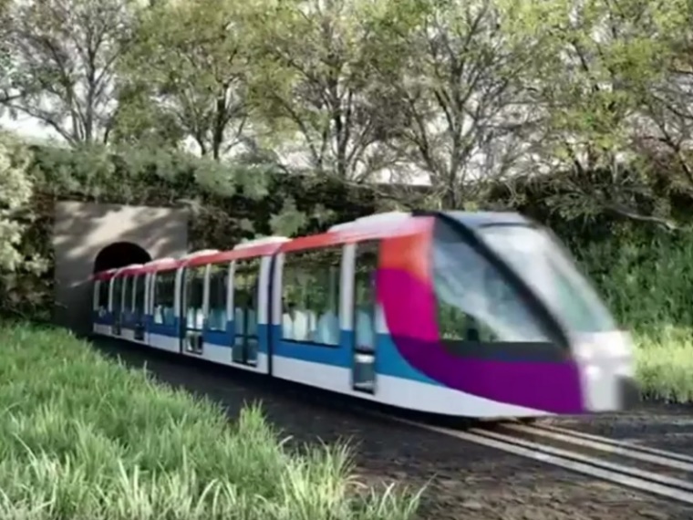 Governador diz que VLT rodará parcialmente no final de 2025 com vagões para marisqueiras e ambulantes