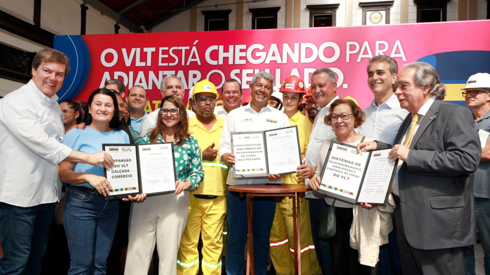 Obras do VLT avançam e Governo do Estado autoriza novas etapas para transformar mobilidade em Salvador