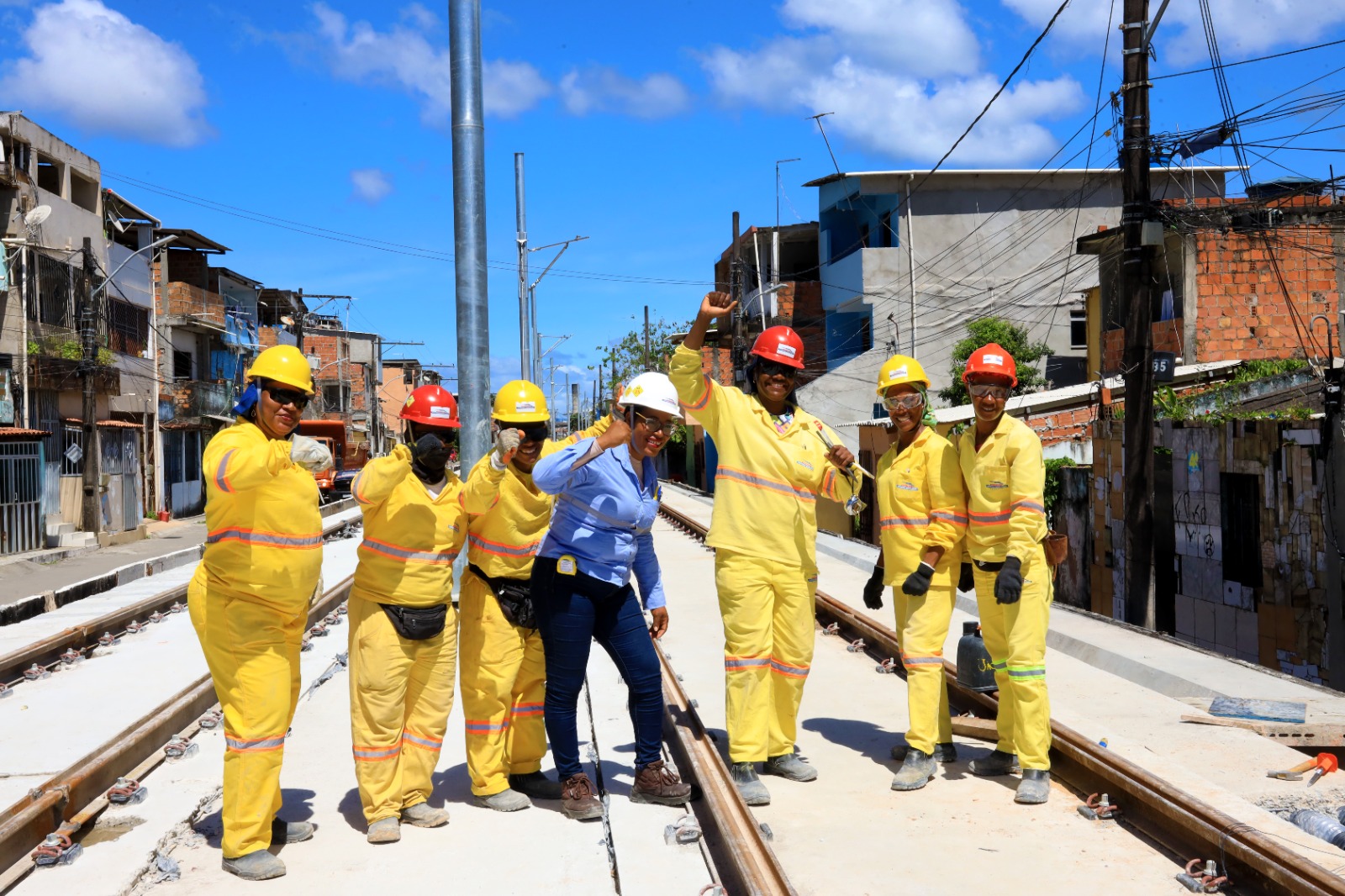  Mulheres ocupam posição de destaque nas obras do VLT e transformam setor da construção civil